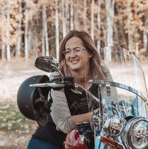 Meet your Posher, Josée